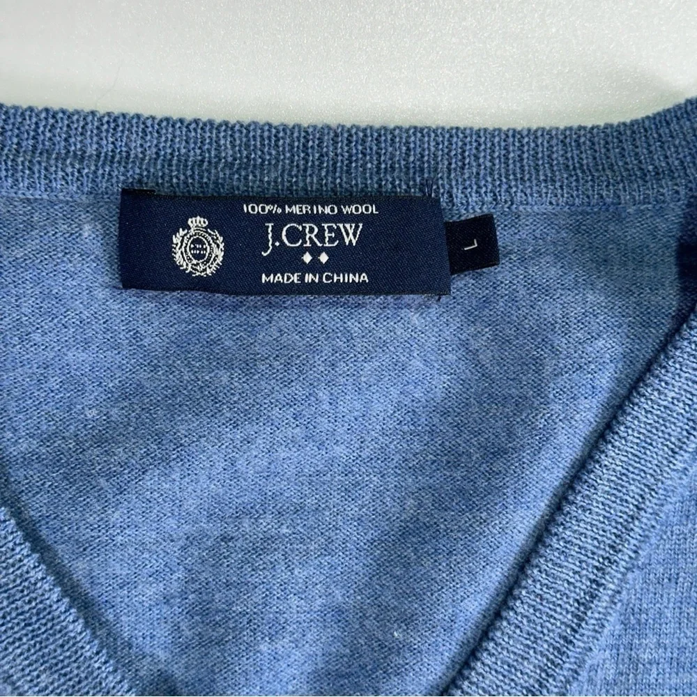 J Crew merino wool essential V neck lightweight sweater L blue
